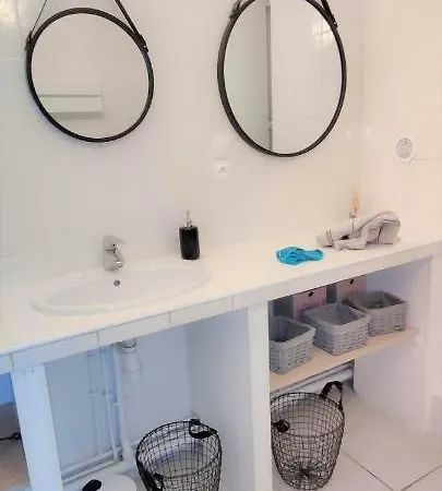 Bel En Centre Ville D'aix Avec 3 Chambres Et Parking Gratuit * Aix-en-Provence